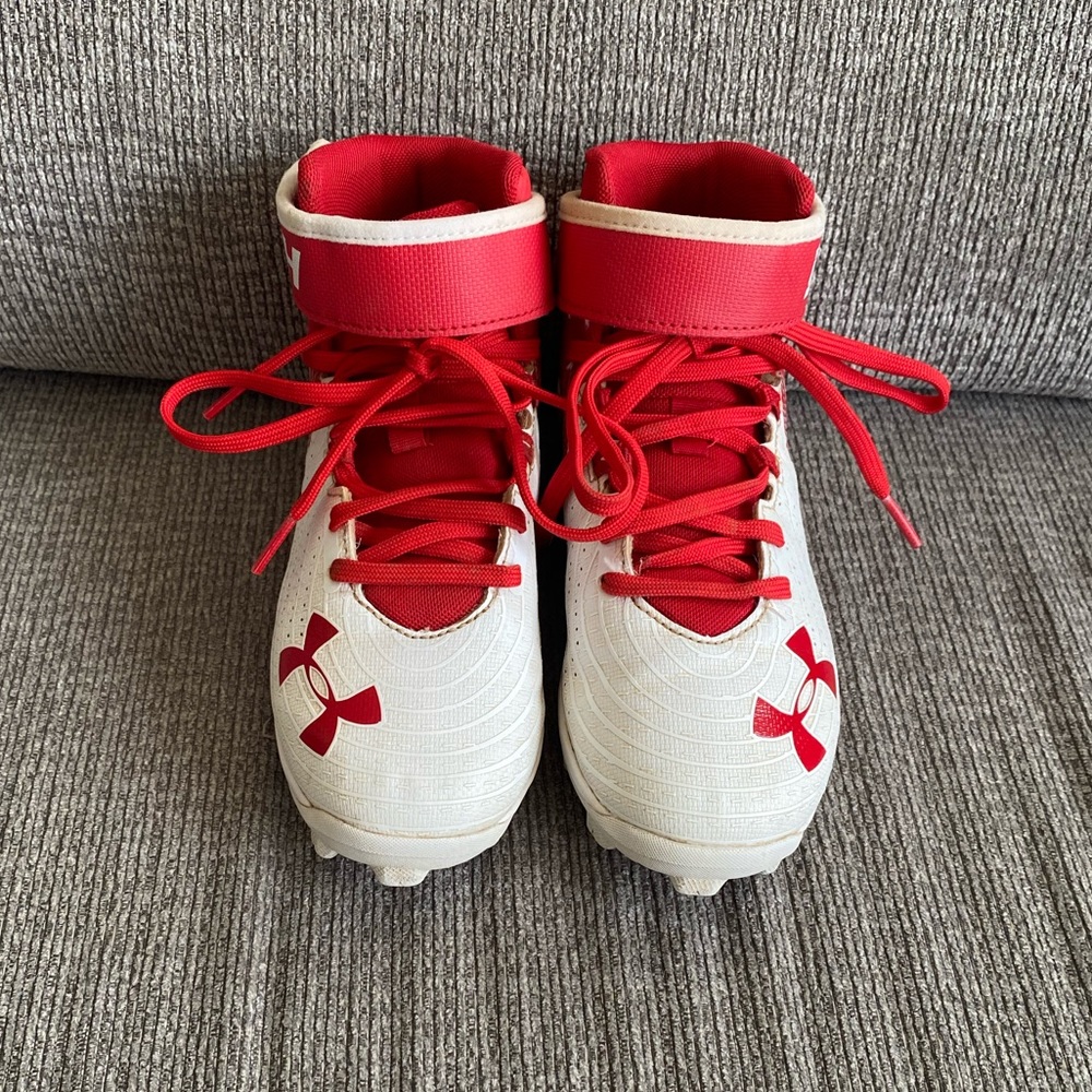 Boys Bryce Harper Baseball Cleats- youth size 2